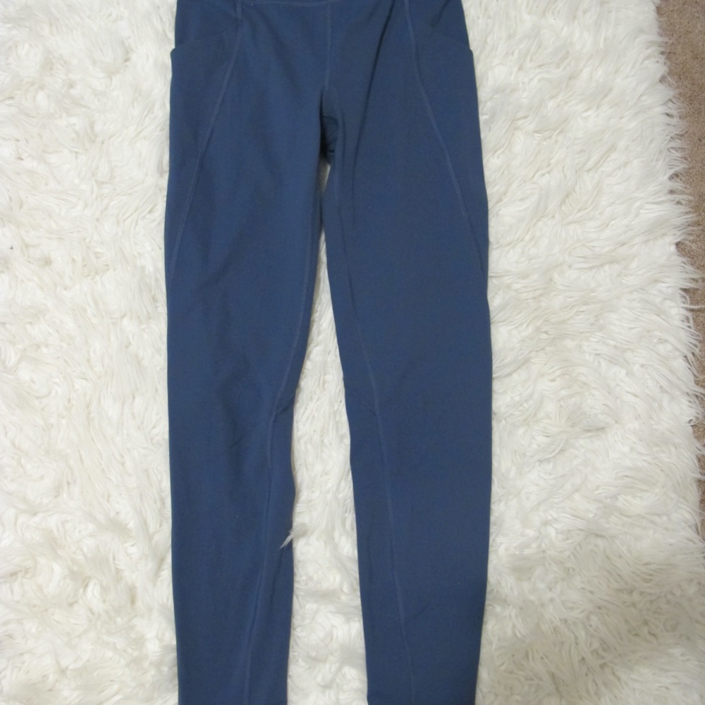 Lululemon High Rise Tight Women's Sport athletic Legging  28" Size 6 blue EUC - Picture 5 of 5